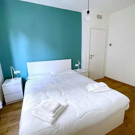 Lovingstresa 2 Brand New Stresa